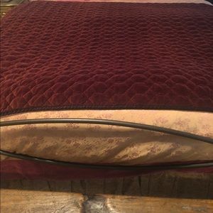 Bella Notte quilted velvet small throw/ coverlet